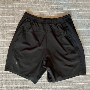 Lululemon Men’s 7” Pace Breaker Lined Shorts. Medium sized, black.